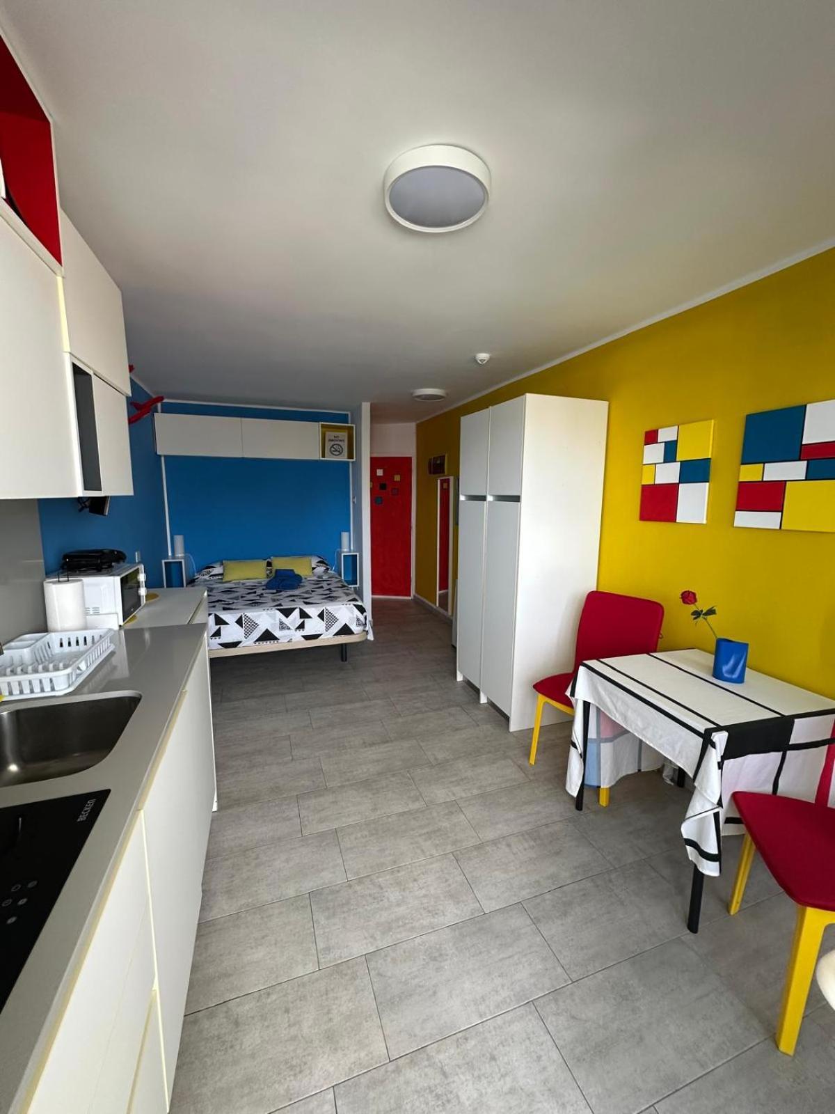 Estudio Mondrian Плайя-дель-Инглес Экстерьер фото